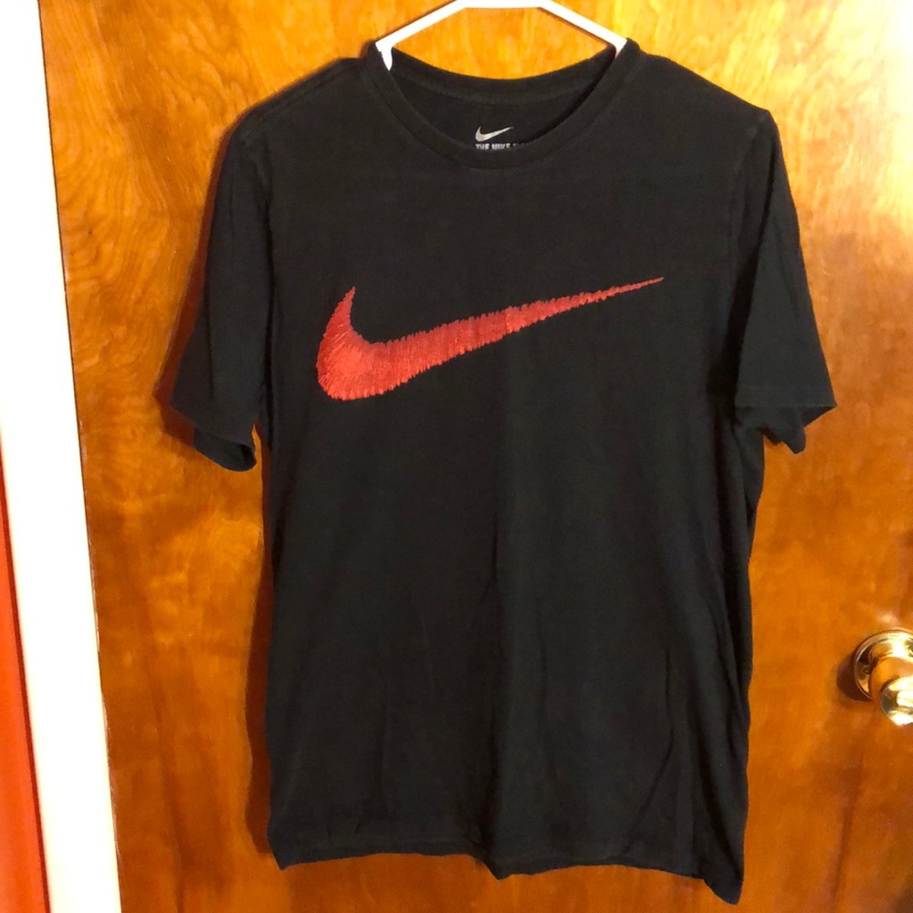 Nike graphic t-shirt